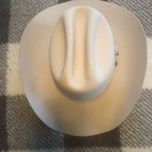 Men’s Western Hat. Milano Hat Co. -Justin Hat. White. Size 7 1/2. XXXXXX
